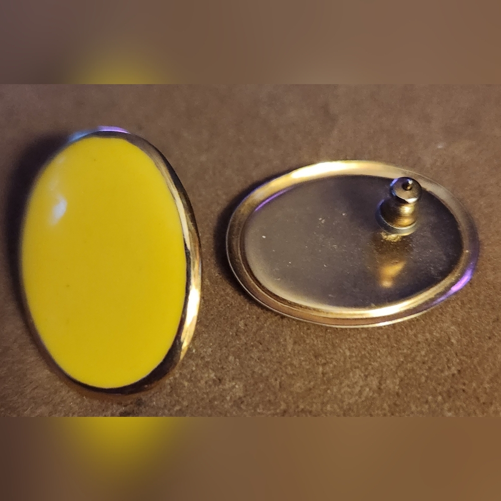 Large Yellow Oval Stud Post Pierced Earrings. Vin… - image 2
